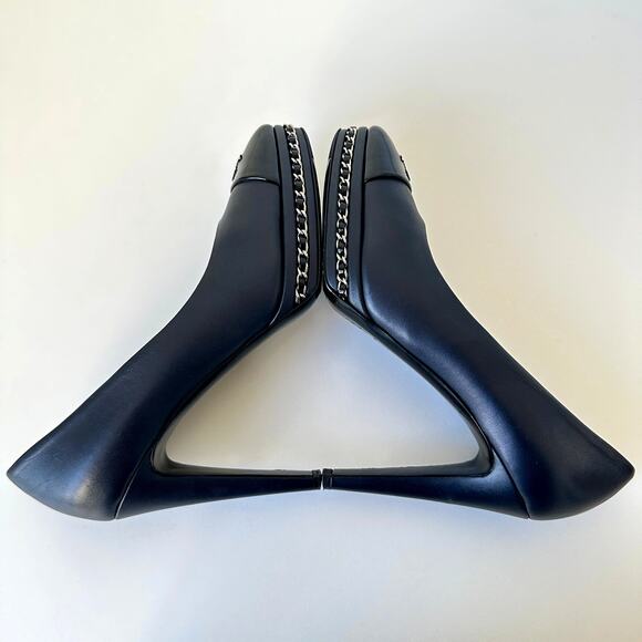 CHANEL 2015 CC Logo Cap Toe Chain Link Platform Pumps IT 39 Navy Blue - Picture 10 of 14